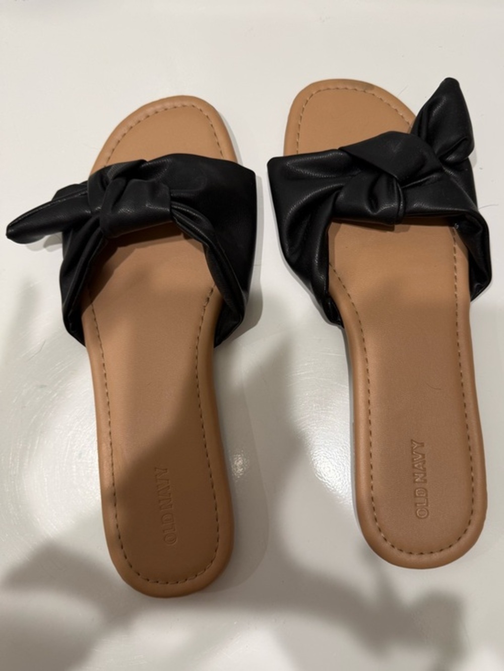 Old Navy Black and Tan Bow Slide Sandals
